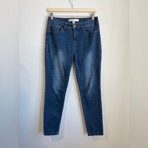 Simons Contemporaine Wonen’s Skinny Jeans Crop Low Rise Size 6